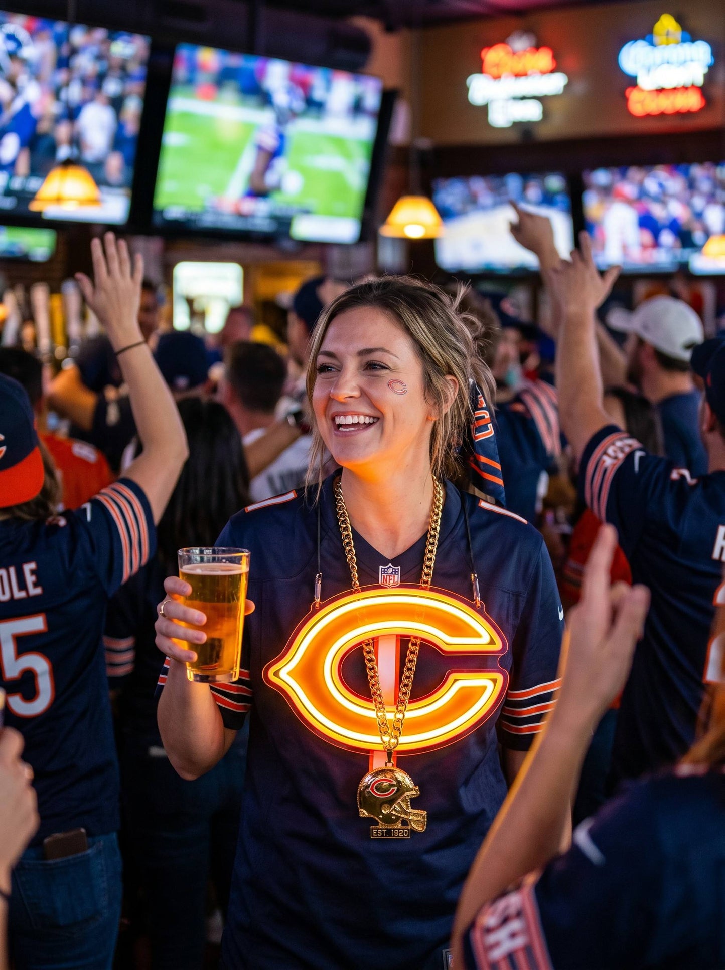 Chicago Bears Gold Chain LED Neon Sign Wholesale Bulk Price Sports Bar Wall Decor Business Fan Shop Supply LEO NEON SIGN